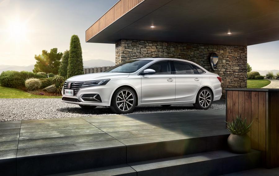  Roewe ei6 (IP31) 2017 года  (фото 1 из 2)